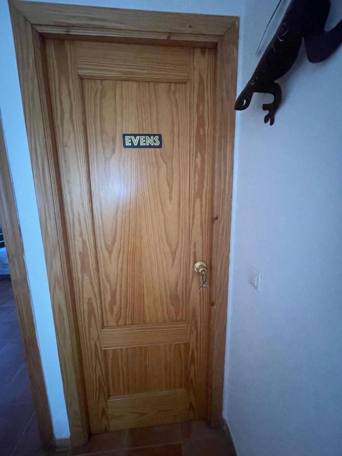 Evens-Goretti House ไมเรียนา เดล อัลคาราเฟ ภายนอก รูปภาพ